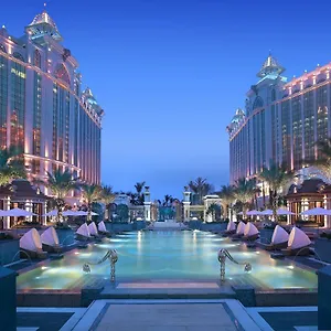 ***** Hotel Banyan Tree Cina